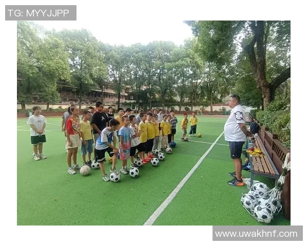 京少足球助力青少年成长培养未来足球明星的摇篮与舞台